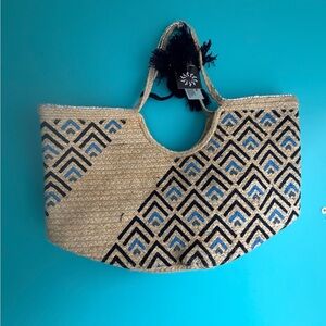 Olivia Miller Tan and Blue Geometric Tote